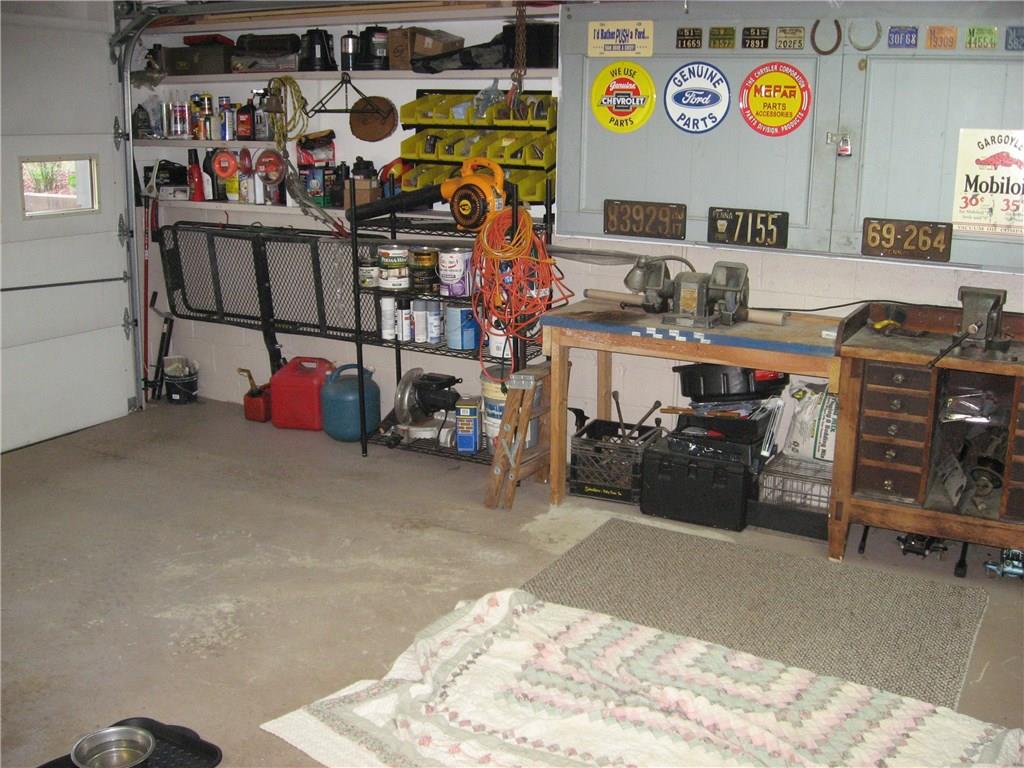 307 West Mountainview Road Acme, PA 15610 - Photo 25 of 25 Garage