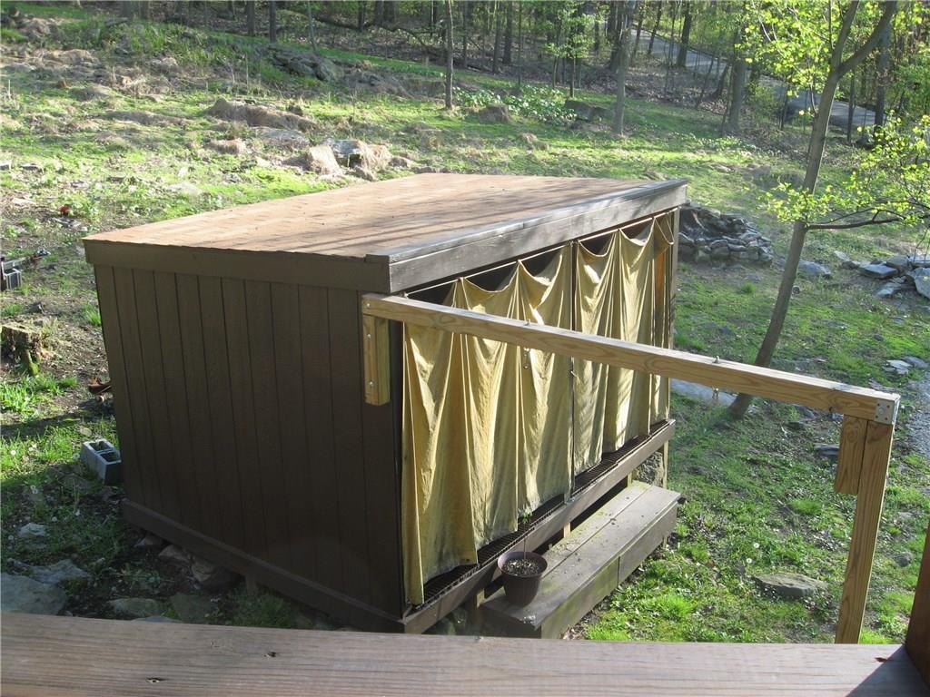 307 West Mountainview Road Acme, PA 15610 - Photo 7 of 25 Wood Storage Box
