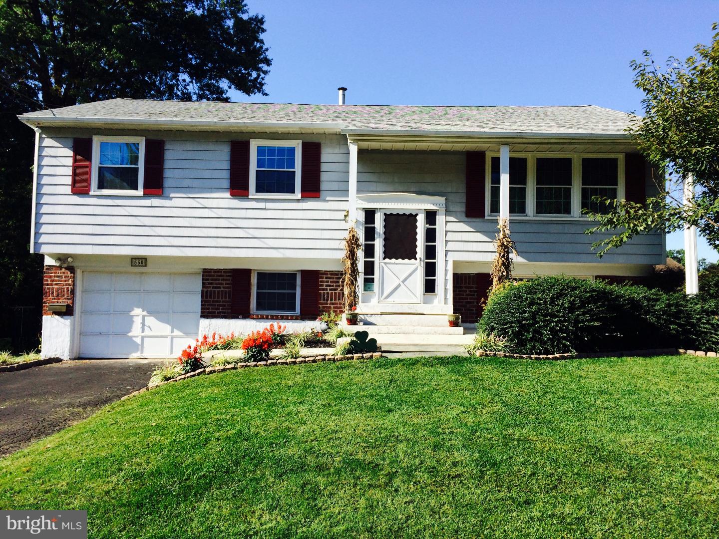 550 Parmentier Road Warminster, PA 18974 - Photo 1 of 6