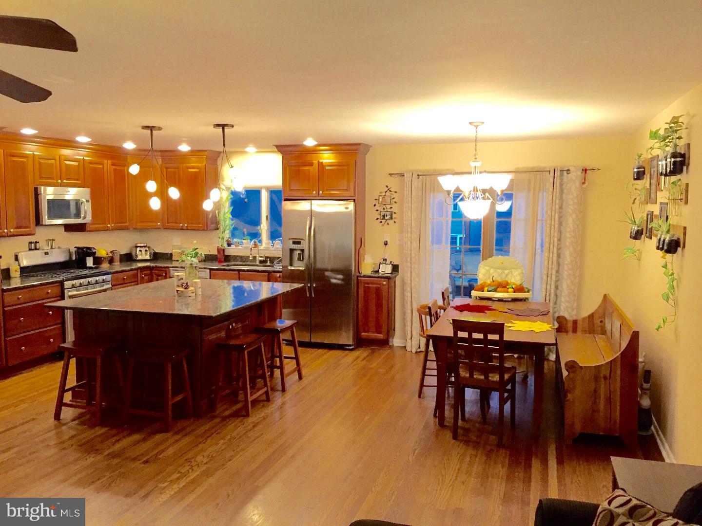 550 Parmentier Road Warminster, PA 18974 - Photo 2 of 6
