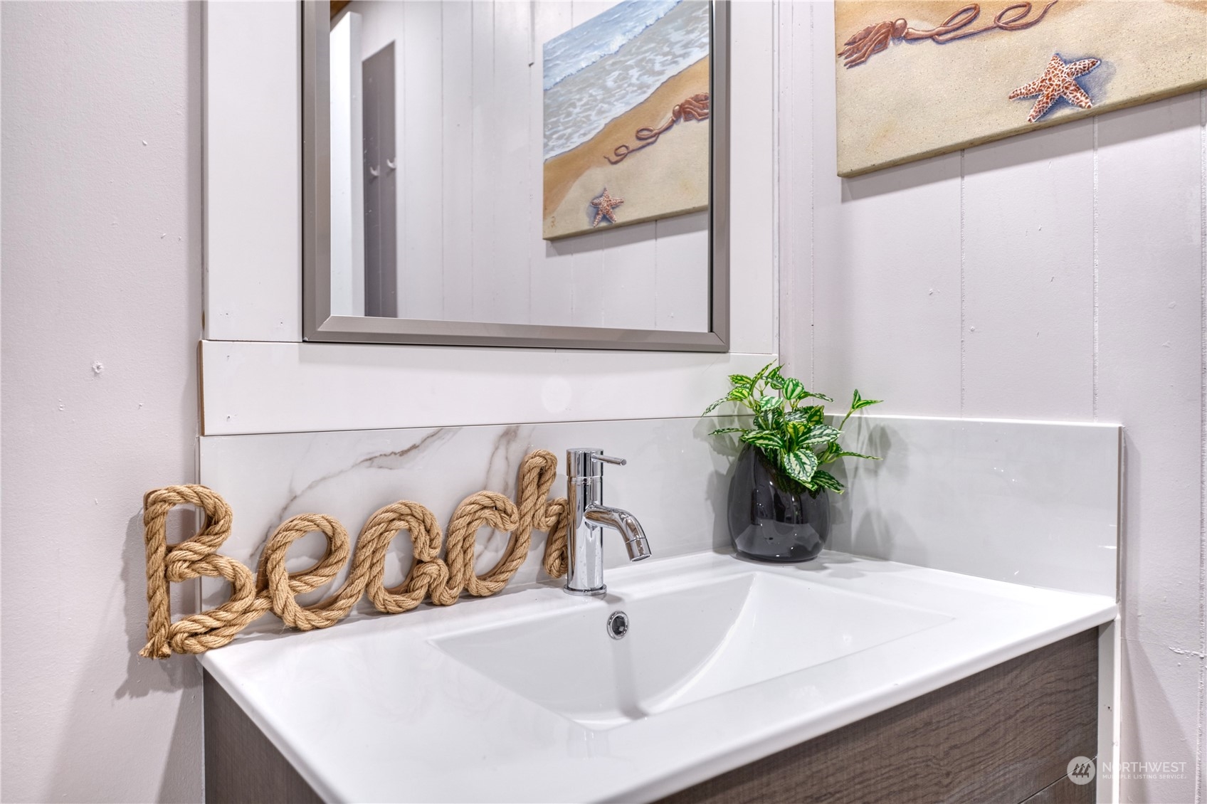 682 Bells Grove Point Roberts, WA 98281 - Photo 20 of 32 Gallery Image 20
