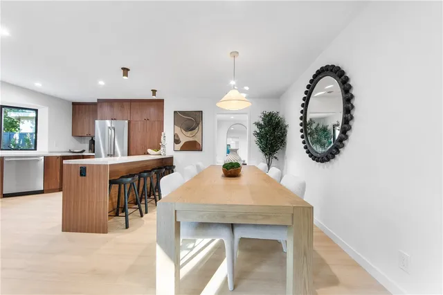 $3,295,000 | 19321 Manor Point Circle, Huntington Beach, CA 92648