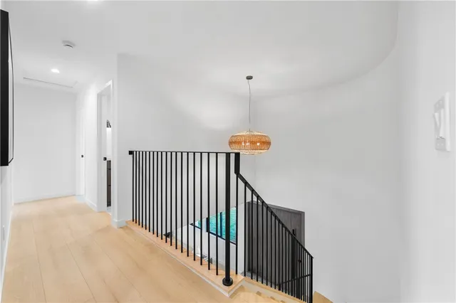 $3,295,000 | 19321 Manor Point Circle, Huntington Beach, CA 92648