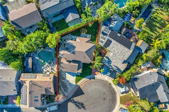 $3,295,000 | 19321 Manor Point Circle, Huntington Beach, CA 92648