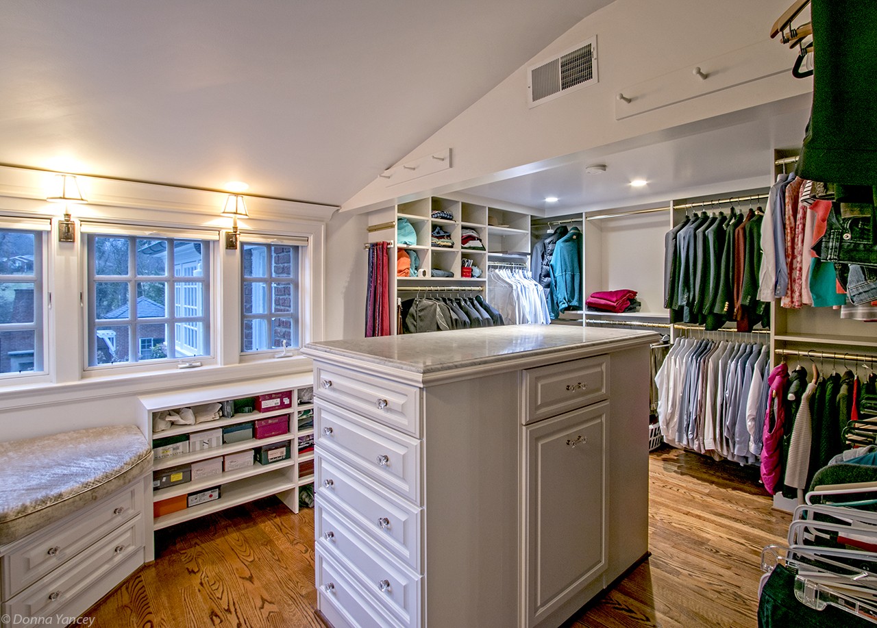 907 Overton Lea Road Nashville, TN 37220 - Photo 14 of 24 a storage room with cabinets