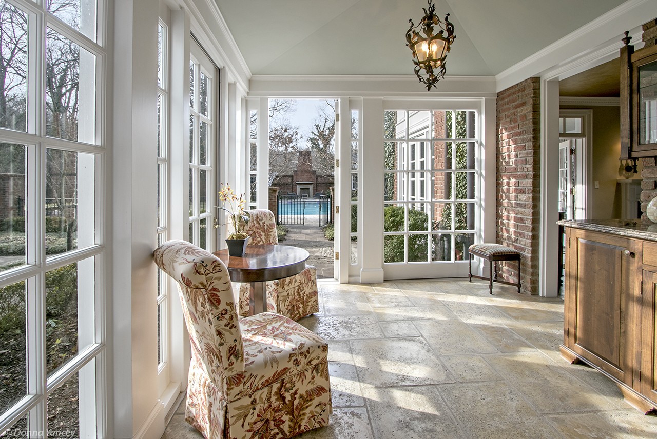 907 Overton Lea Road Nashville, TN 37220 - Photo 7 of 24 a living room with furniture and a large window