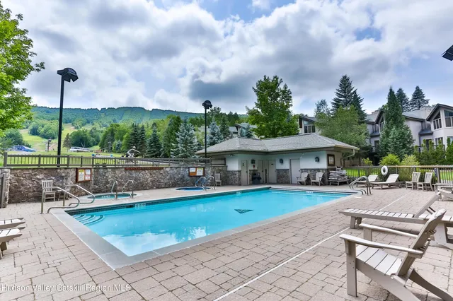 $1,589,000 | 10 Enclave N Drive, Unit 106, Windham, NY 12496