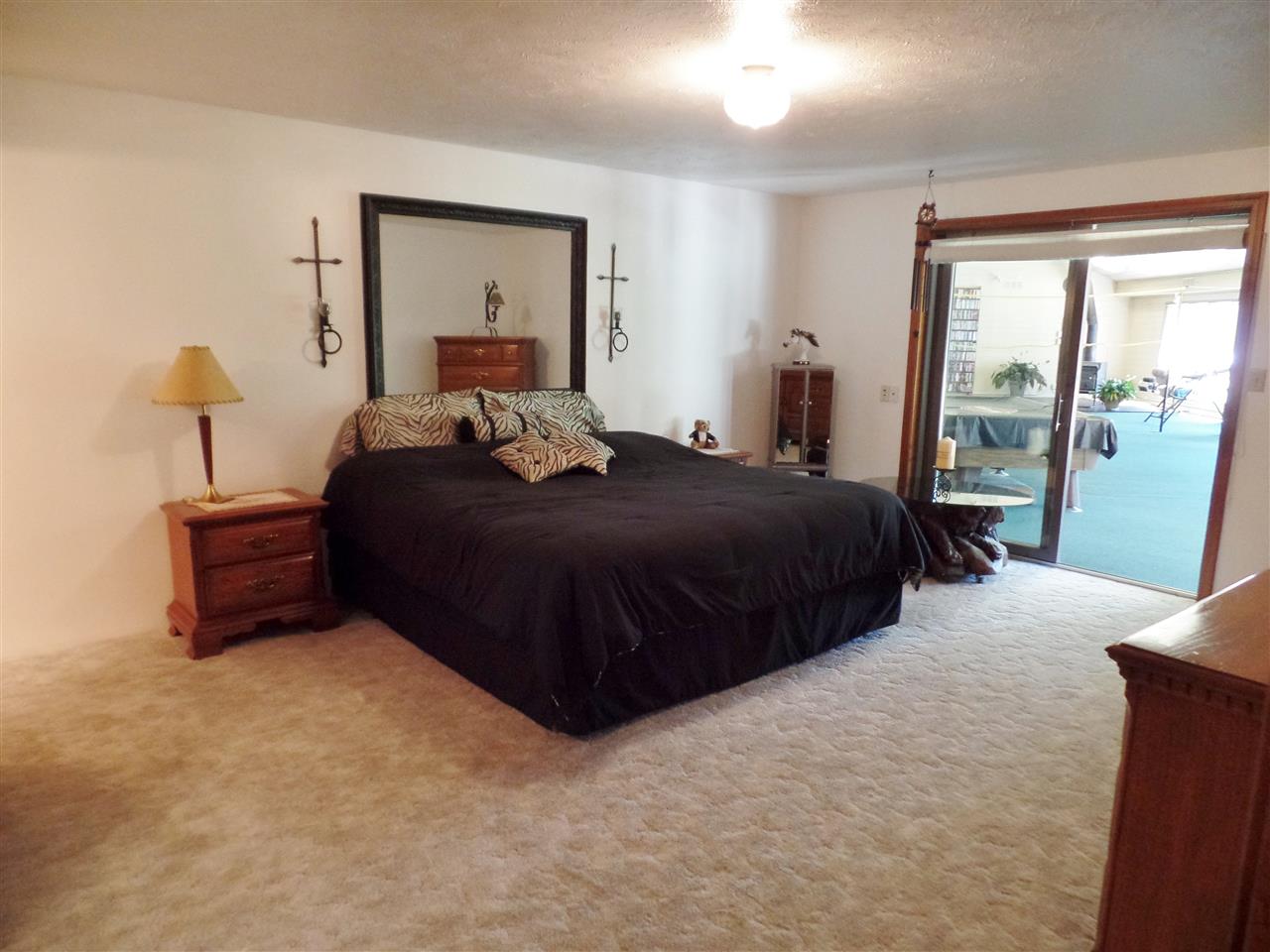 22414 Riley Road Lakeville, IN 46536 - Photo 12 of 30 Gallery Image 12