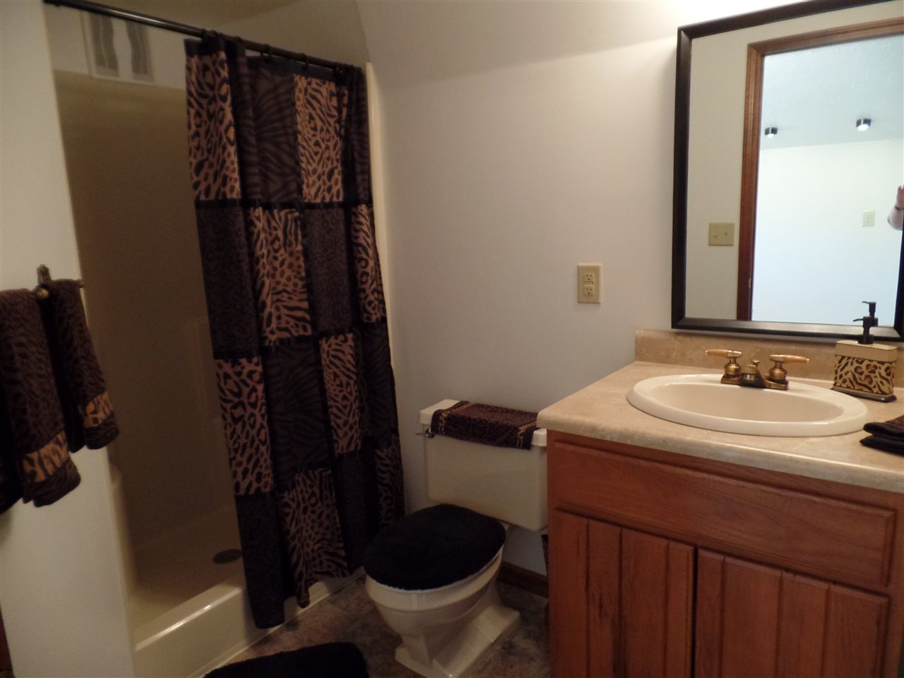 22414 Riley Road Lakeville, IN 46536 - Photo 25 of 30 Gallery Image 25