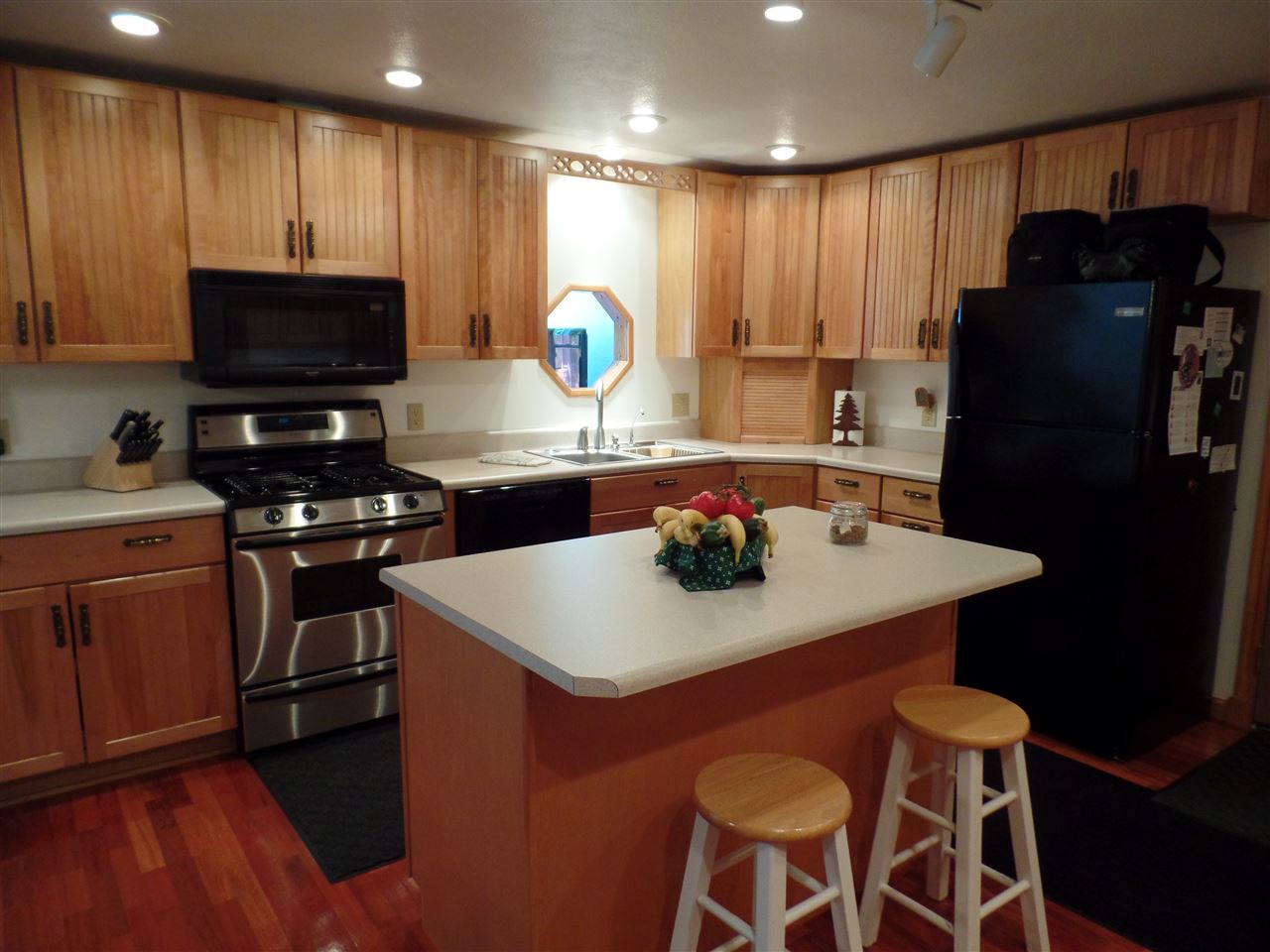 22414 Riley Road Lakeville, IN 46536 - Photo 7 of 30 Gallery Image 7