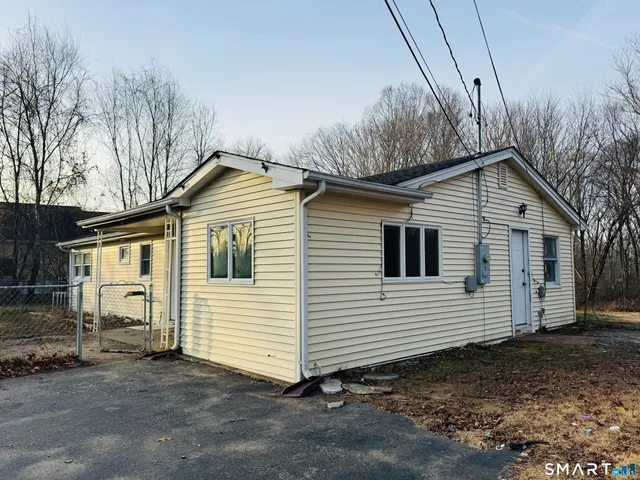 $299,900 | 181 Kimball Road, Lisbon, CT 06351