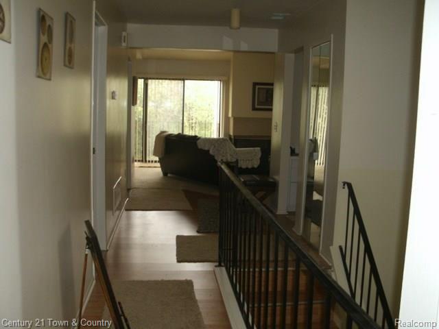 27460 Evergreen Road Lathrup Village, MI 48076 - Photo 11 of 19