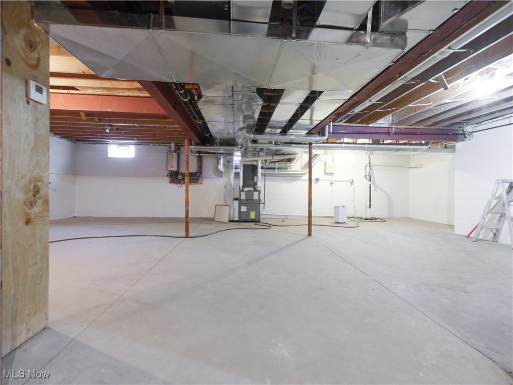 2545 Hilltop Road Cleveland, OH 44143 - Photo 41 of 44 Gallery Image 41