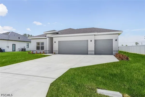 $2,295 | 434 Tropicana Parkway West, Cape Coral, FL 33993