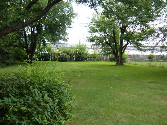 870 Ross Road Columbus, OH 43213 - Photo 2 of 11
