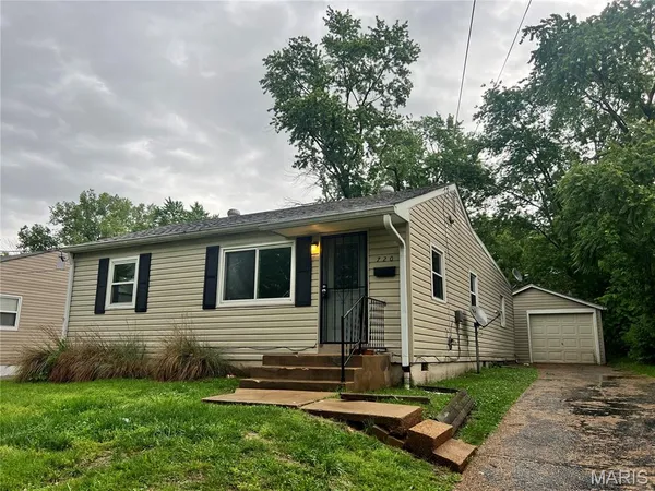 $139,900 | 720 Beardsley Court, St. Louis, MO 63135