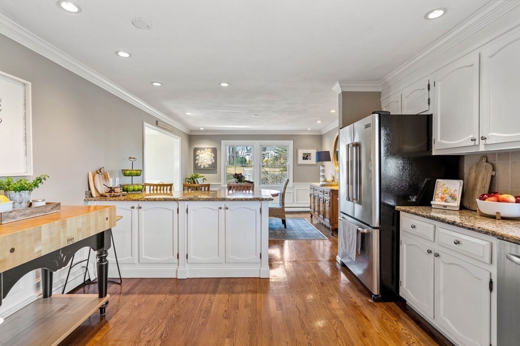 27 Bradley Road Andover, MA 01810 - Photo 12 of 42 Gallery Image 12