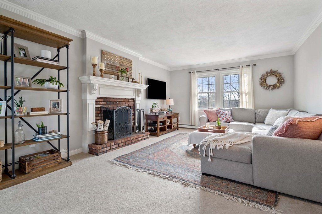27 Bradley Road Andover, MA 01810 - Photo 19 of 42 Gallery Image 19
