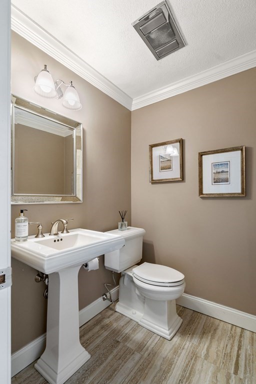 27 Bradley Road Andover, MA 01810 - Photo 23 of 42 Gallery Image 23