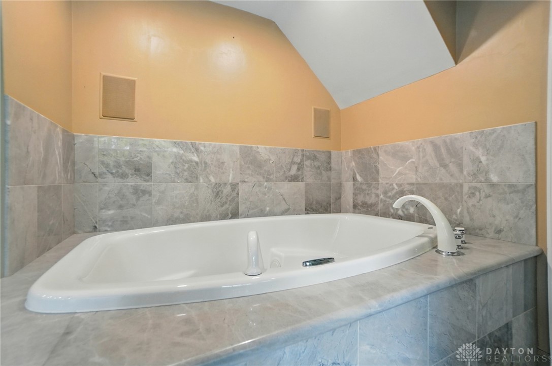 51 Forrer Road Dayton, OH 45419 - Photo 70 of 95