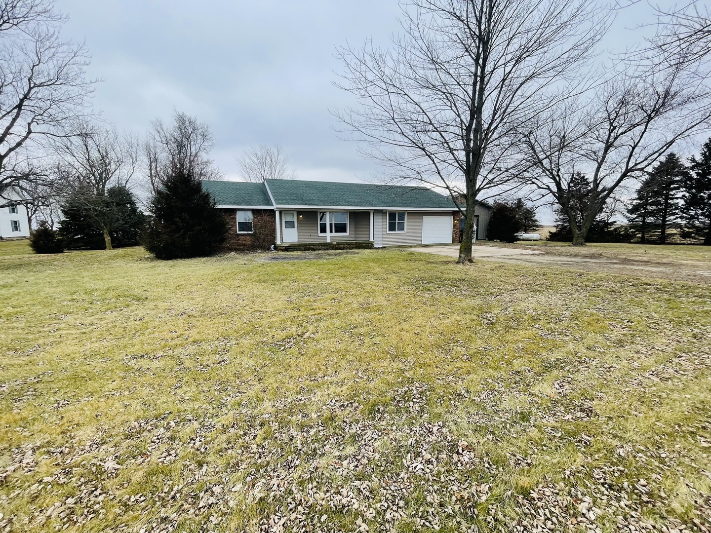 4100 North Road Cabery, IL 60919 - Photo 2 of 21 Gallery Image 2