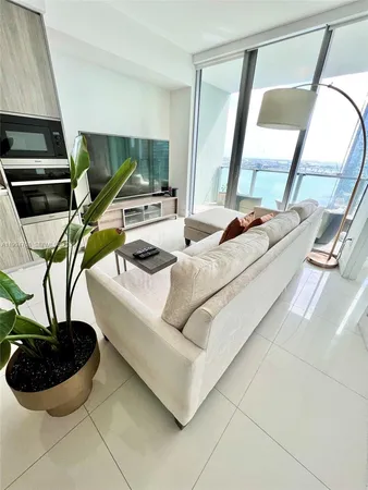 $4,200 | 2900 Northeast 7th Avenue, Unit 2708, Miami, FL 33137