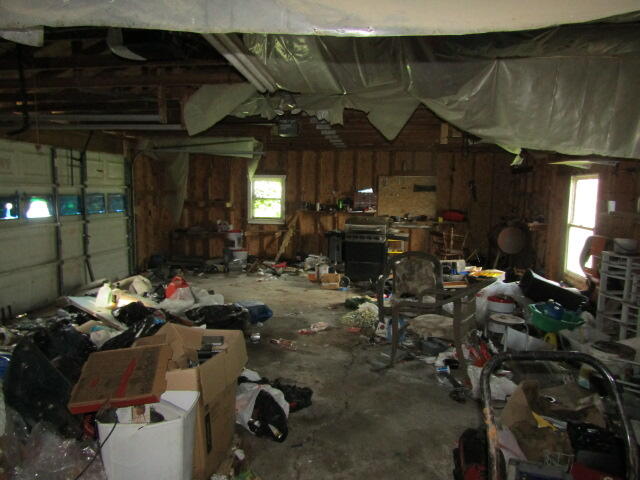 64 West Gate Limestone, ME 04750 - Photo 3 of 23 IMG_1568