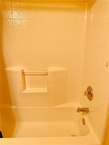 43 Peters Road Greensburg, PA 15601 - Photo 20 of 25 FULL BATH ON UPPER LEVEL