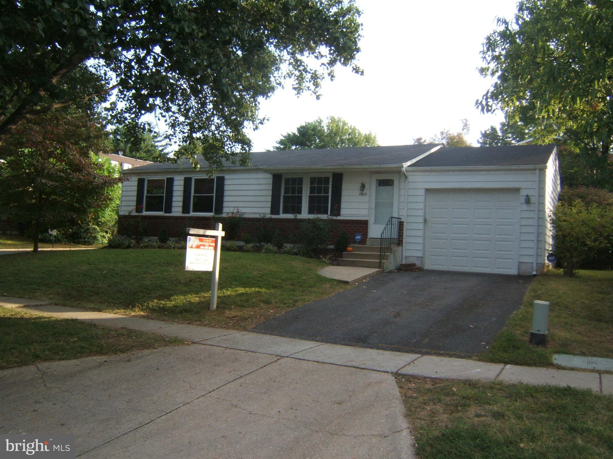front view of house with a yard