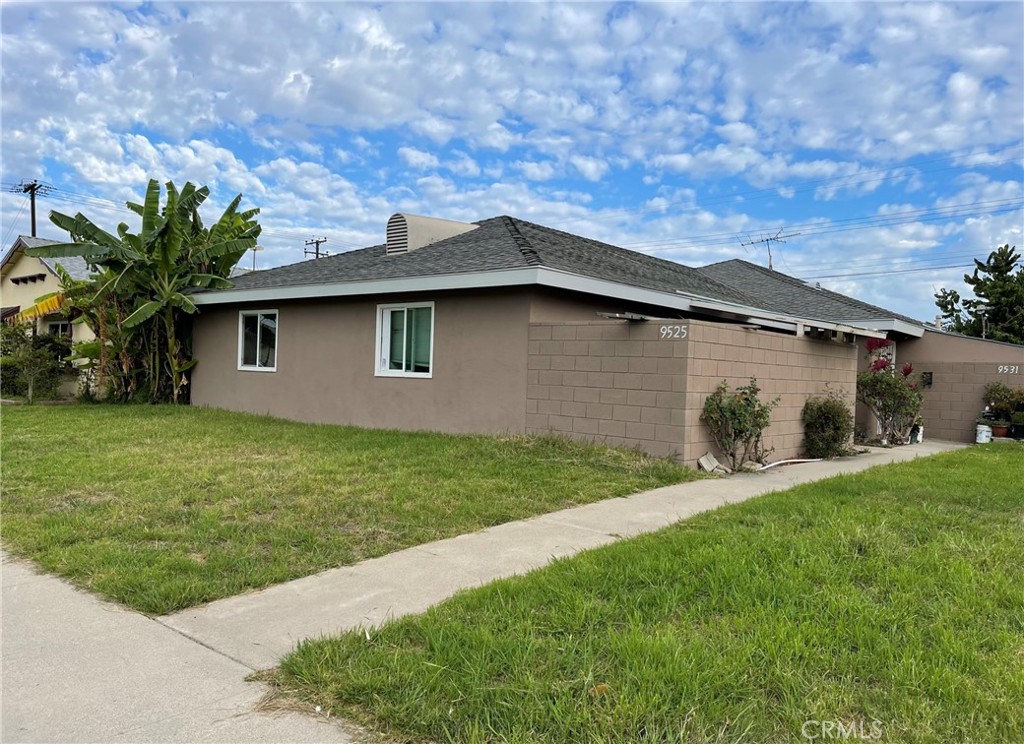 9525 McFadden Avenue Westminster, CA 92683 - Photo 4 of 16