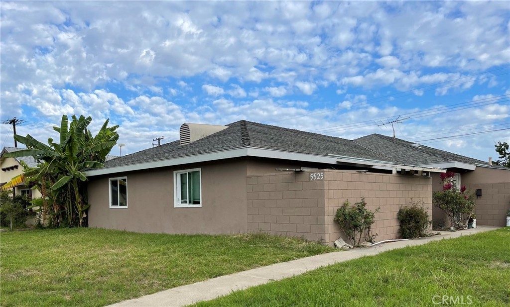 9525 McFadden Avenue Westminster, CA 92683 - Photo 5 of 16