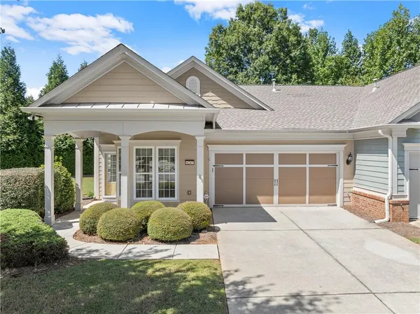 $395,000 | 6247 Longleaf Drive, Hoschton, GA 30548