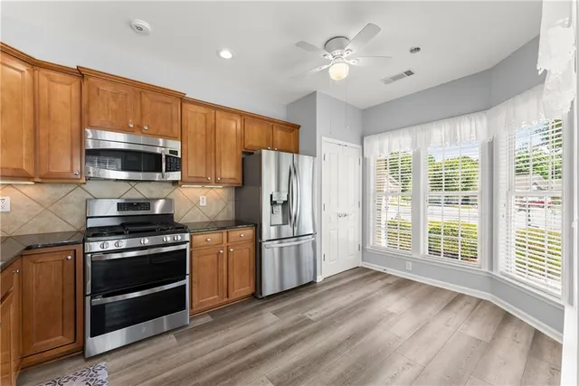 $395,000 | 6247 Longleaf Drive, Hoschton, GA 30548