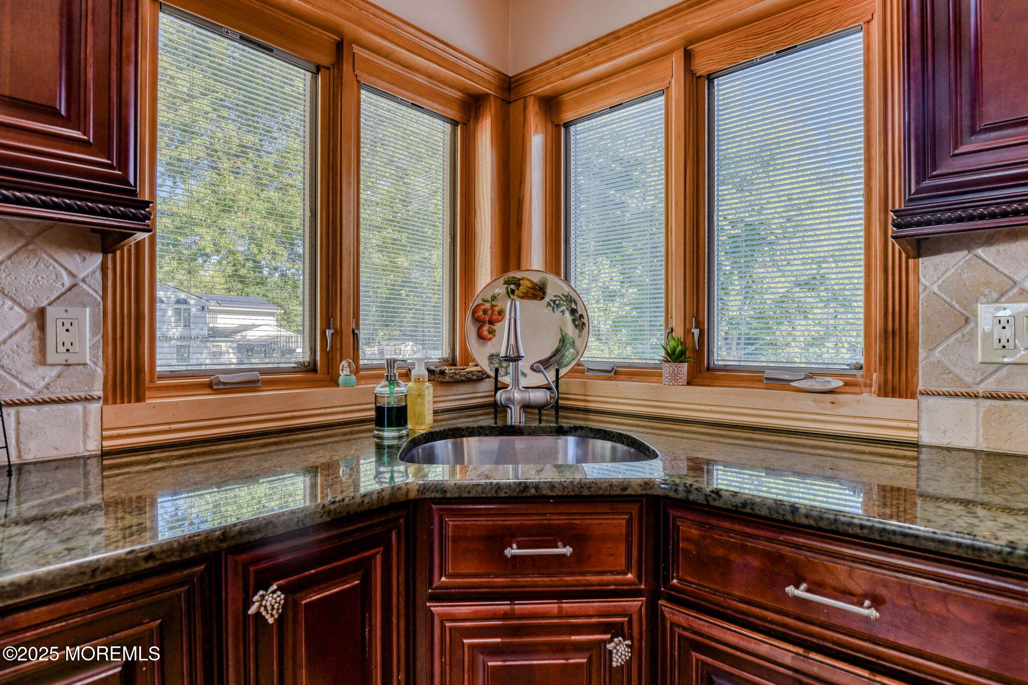 36 Union Street Matawan, NJ 07747 - Photo 17 of 86 63-web-or-mls-DSC_9035_35