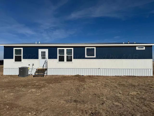 $219,900 | 110 East Heritage Lane, Happy, TX 79042