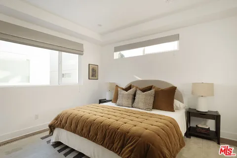 $1,349,000 | 857 1/2 Hyperion Avenue, Los Angeles, CA 90029