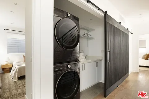 $1,349,000 | 857 1/2 Hyperion Avenue, Los Angeles, CA 90029