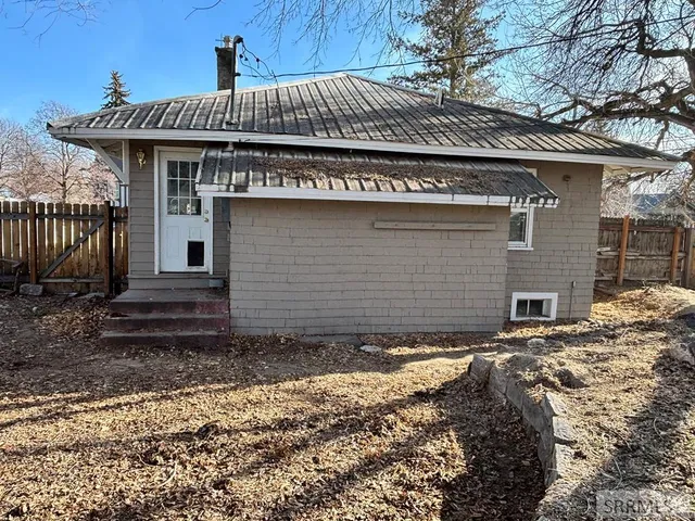 $315,000 | 1453 Idaho Avenue, Idaho Falls, ID 83402