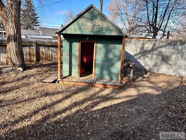 $315,000 | 1453 Idaho Avenue, Idaho Falls, ID 83402