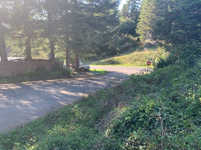 605 Bonneville Road Lakeside, OR 97449 - Photo 2 of 3 Gallery Image 2