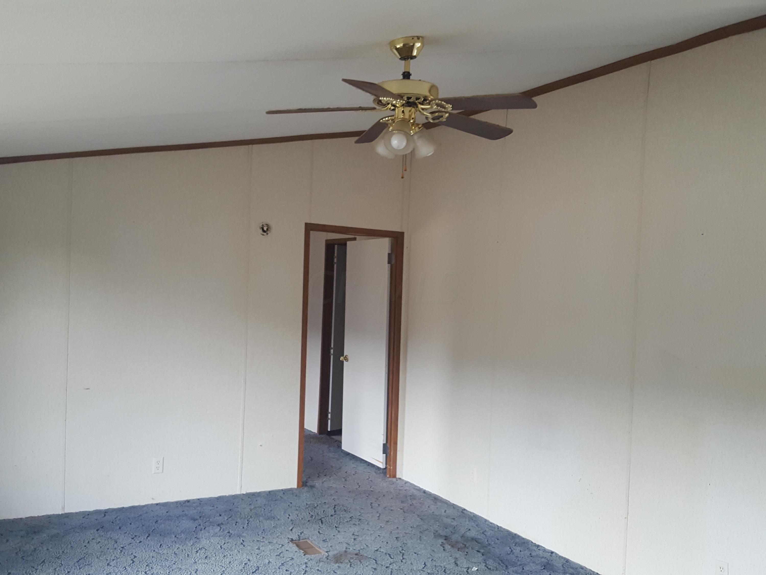 12548 Middlefork Road Amanda, OH 43102 - Photo 2 of 4