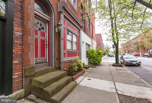 $3,395 | 2205 East Baltimore Street, Baltimore, MD 21231