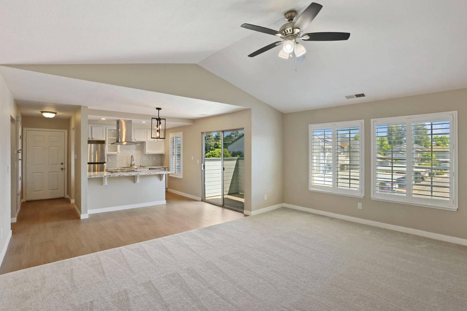 3905 Dale Road, Unit E Modesto, CA 95356 - Photo 11 of 34