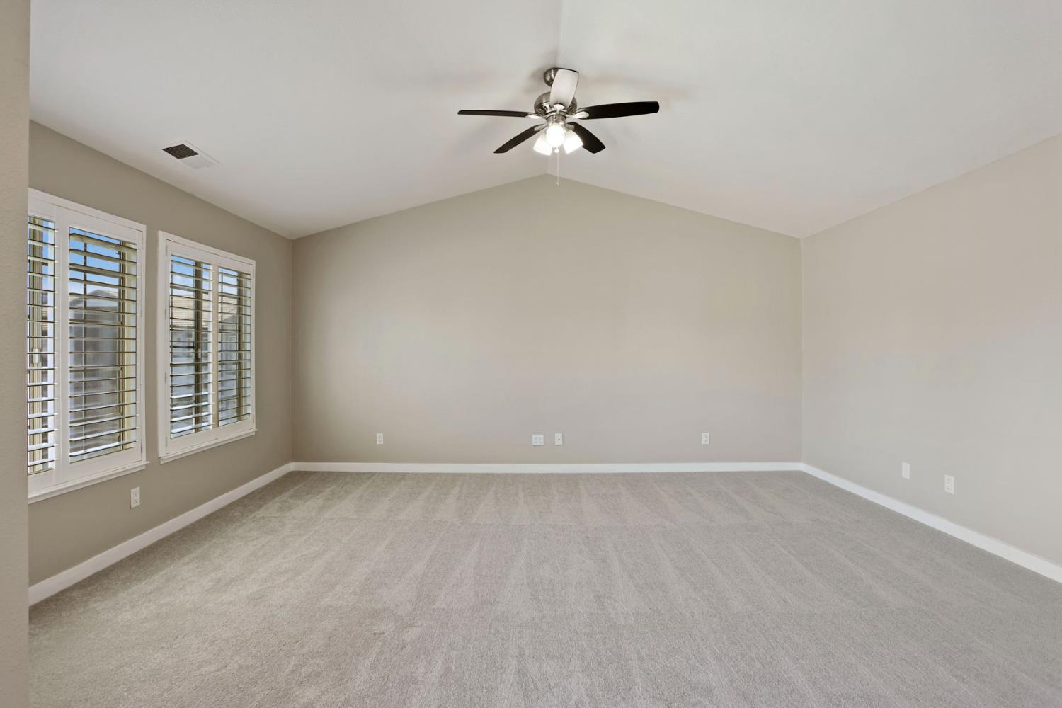 3905 Dale Road, Unit E Modesto, CA 95356 - Photo 10 of 34