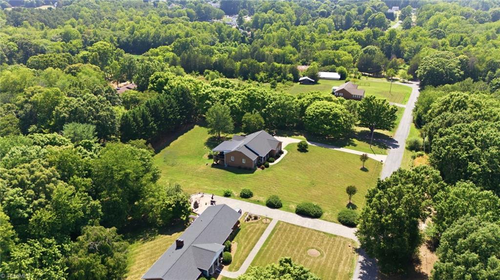 113 Kiser Road King, NC 27021 - Photo 9 of 42 Gallery Image 9