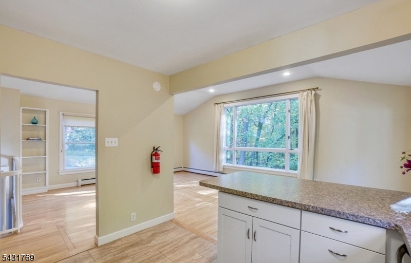 67 River Road Flanders, NJ 07836 - Photo 11 of 27