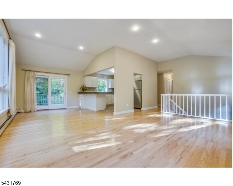 67 River Road Flanders, NJ 07836 - Photo 2 of 27