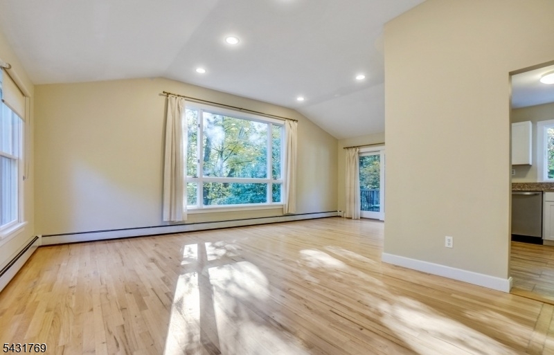 67 River Road Flanders, NJ 07836 - Photo 5 of 27