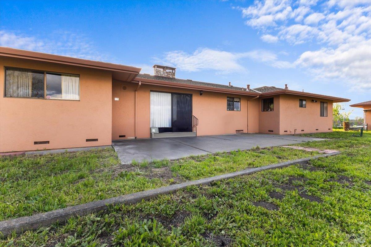 2062 Woolsey Road Fulton, CA 95439 - Photo 31 of 44 a house view with a garden space