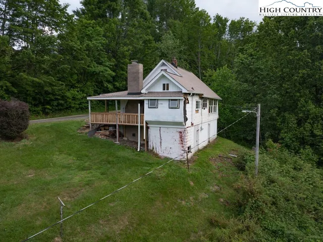 $390,000 | 244 Flat Springs Road, Elk Park, NC 28622